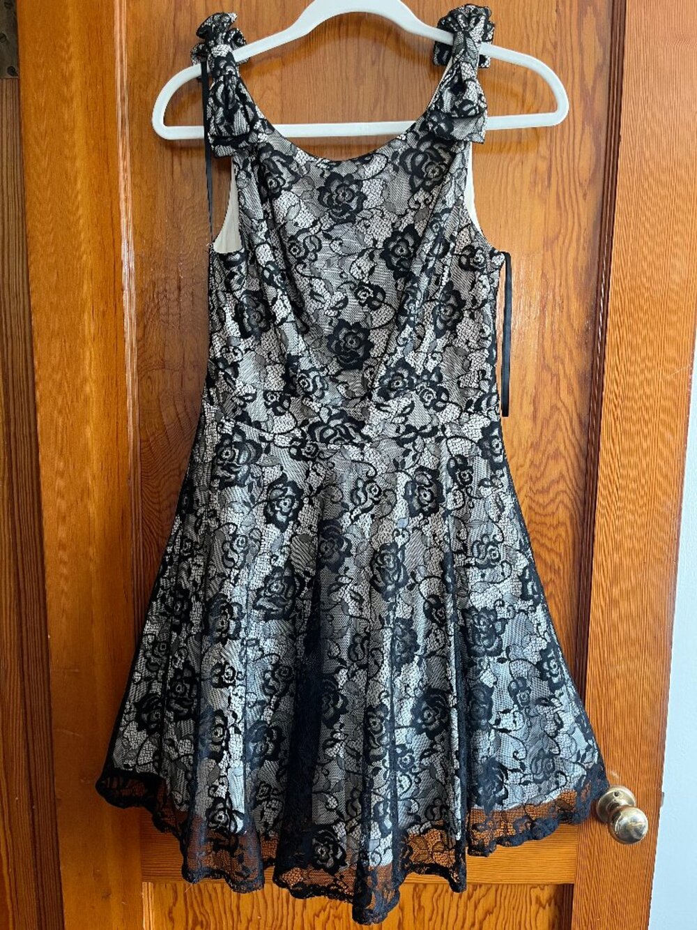 Black Floral Lace Cocktail Dress